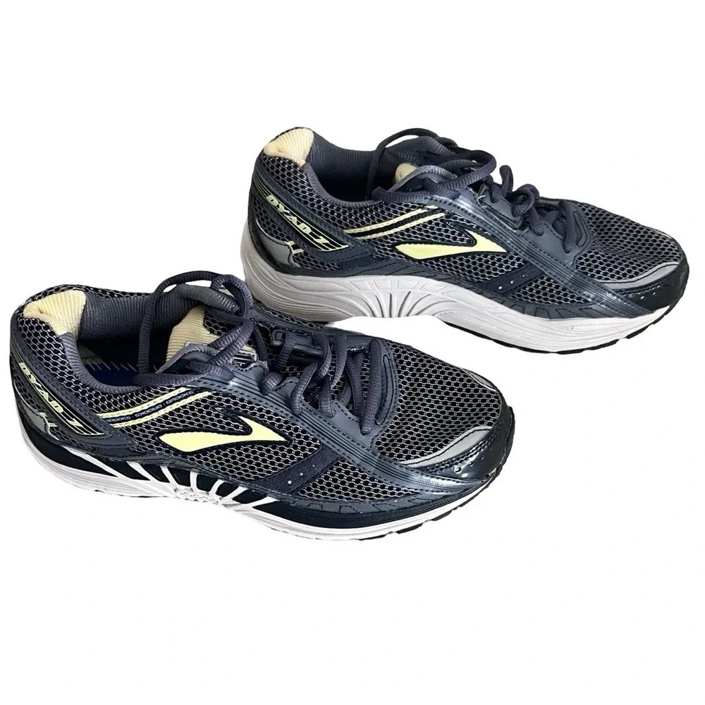 Brooks Dyad 7 Yellow Athletic Road Running Walking Sneakers Womens Shoes Size 8D